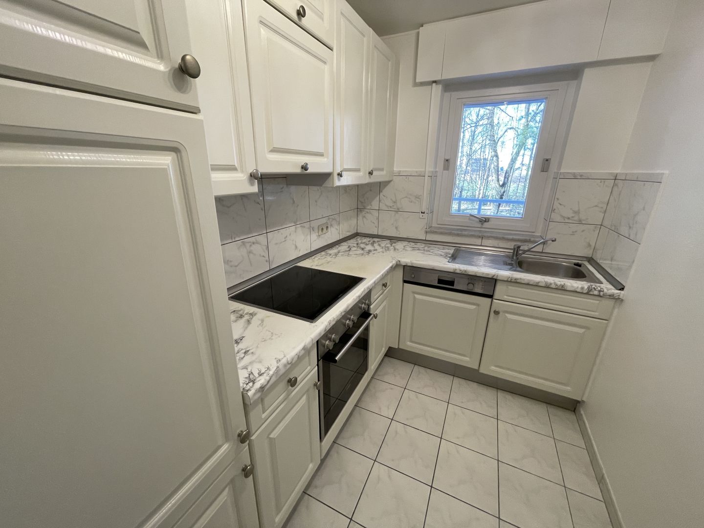 Appartement — Esch-Sur-Alzette · 54 m² - photo 4