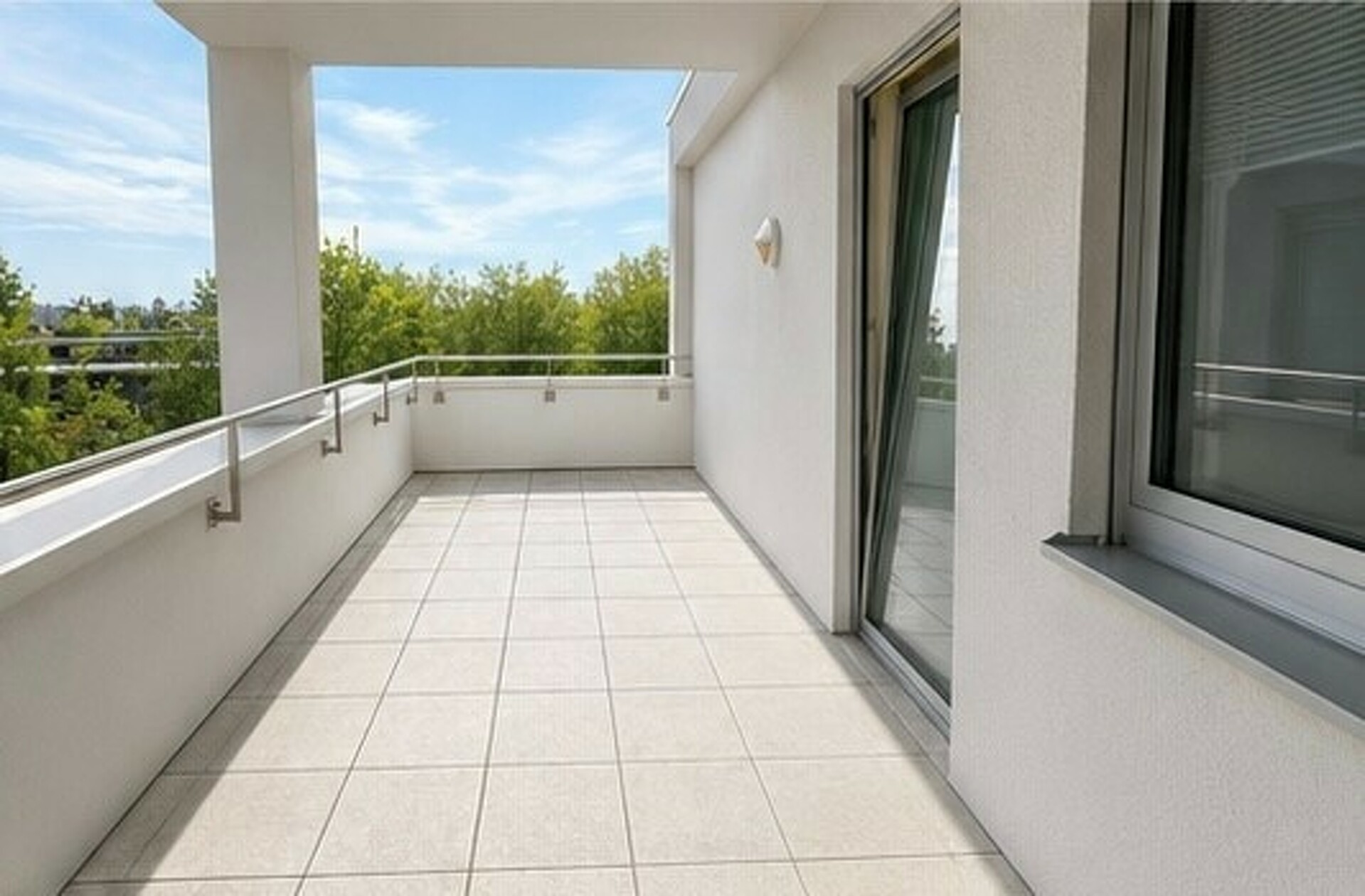 Apartment — Luxembourg-Limpertsberg · 191 m² - photo 2