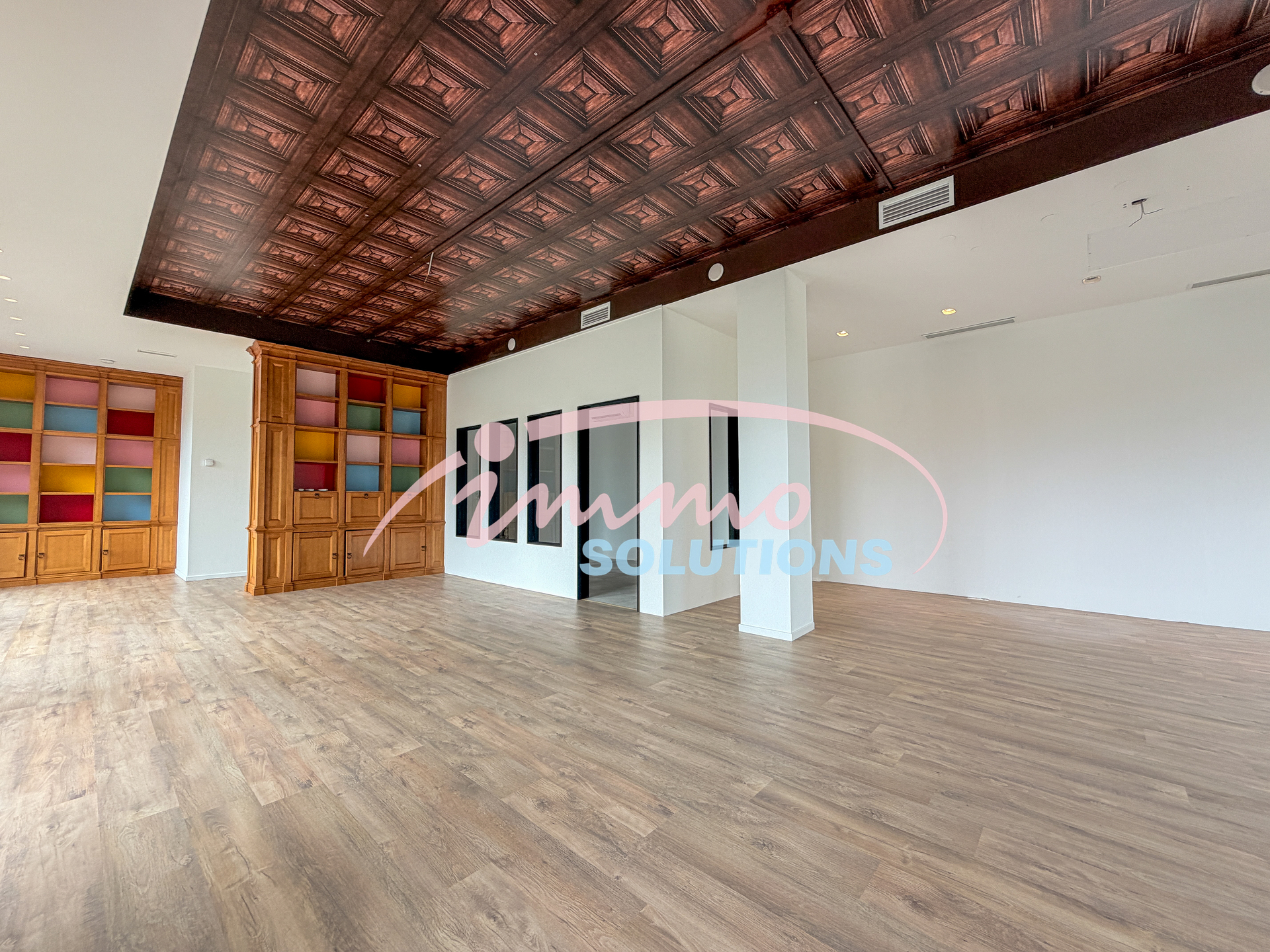 Commerce — Bertrange · 98 m² - photo 7