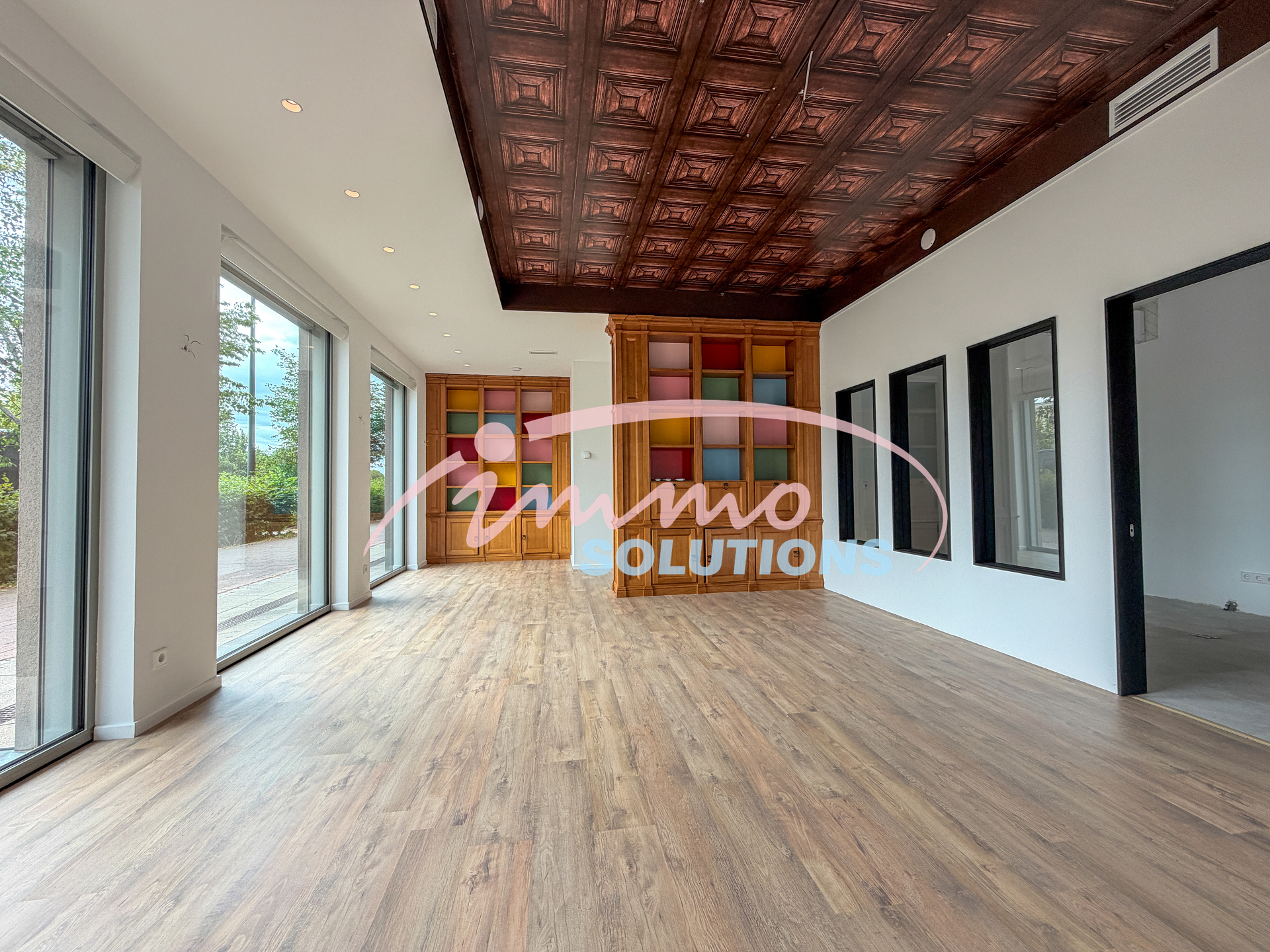 Commerce — Bertrange · 98 m² - photo 8