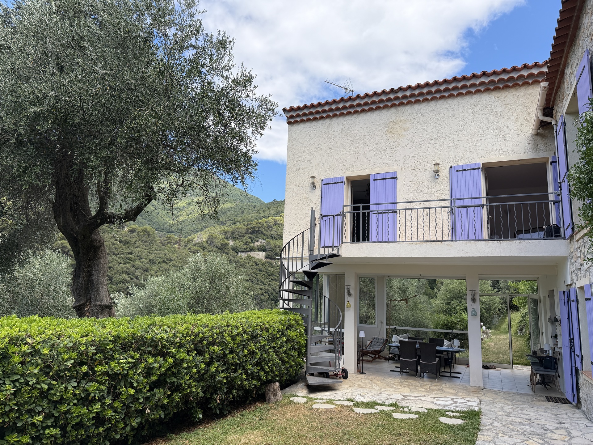 Maison — Menton · 200 m² - photo 6
